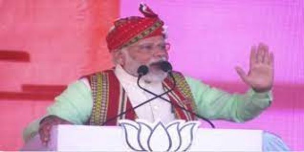 कांग्रेस-वामपंथियों ने विकास के मामले में त्रिपुरा को पीछे धकेला: नरेन्द्र मोदी
