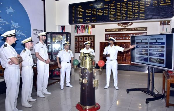 फ्रांसीसी नौसेना के पोत कोच्चि दौरे पर, संयुक्त सैन्य अभ्यास भी करेंगे