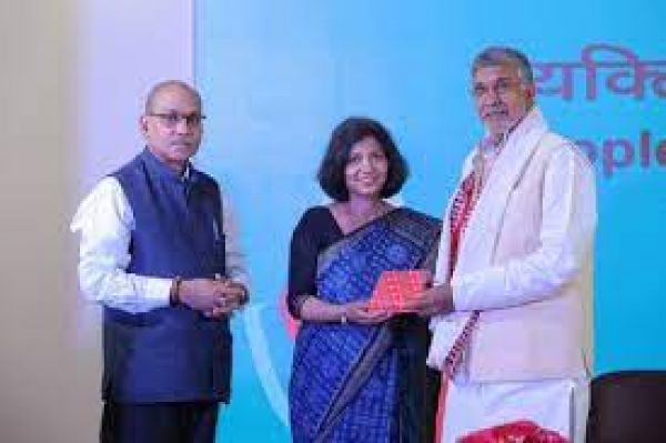 समाज में सद्भाव लाने में वैदिक परंपरा ही अदा कर सकती है अहम भूमिका : कैलाश सत्यार्थी