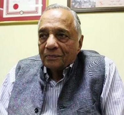 इंदौर: वरिष्ठ पत्रकार पद्मश्री अभय छजलानी का निधन, परिवार को दोहरा आघात