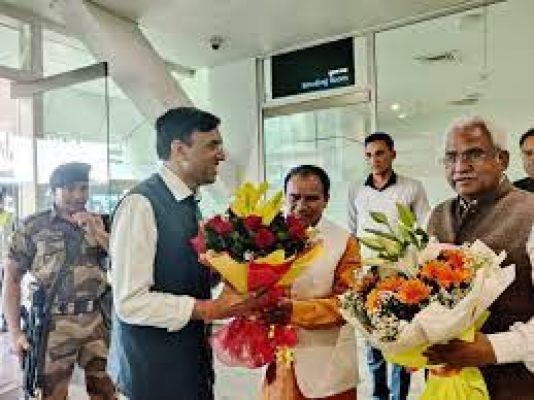 केन्द्रीय स्वास्थ्य मंत्री डॉ. मांडविया के दो दिवसीय दौरे पर उत्तराखंड पहुंचने पर स्वागत