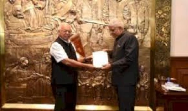 राज्यसभा से इस्तीफे के बाद तृणमूल छोड़ सकते हैं लुइजिन्हो फलेरियो