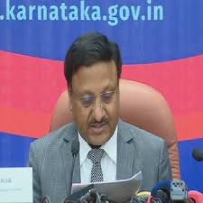 चुनाव आयोग की बड़ी पहल, कर्नाटक में 'वोट फ्रॉम होम' शुरू