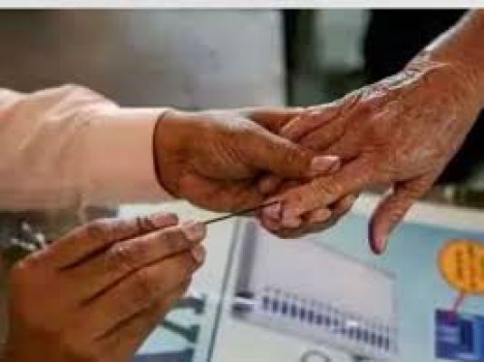 कर्नाटक की 224 विधानसभा सीटों के लिए मतदान बुधवार को