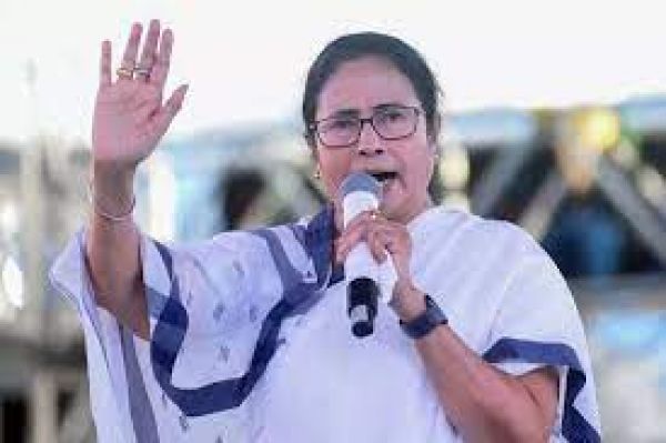 पटना में आयोजित होने वाली विपक्ष की महा बैठक में शामिल होंगी ममता बनर्जी