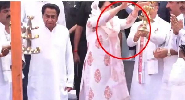 प्रियंका गांधी वाड्रा ने जबलपुर में नर्मदा आरती के दौरान कर दी ये गलती, भाजपा ने बताया चुनावी हिंदू