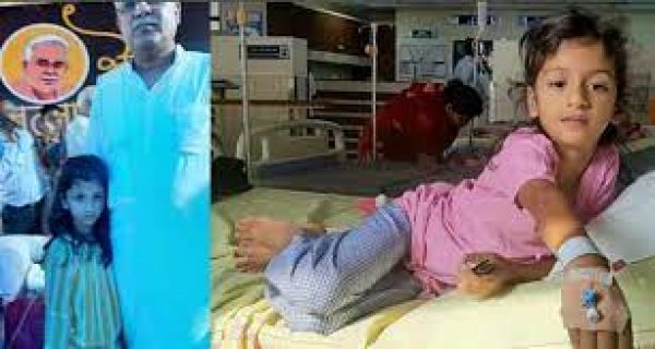 रायपुर : मुख्यमंत्री ने पूरा किया नन्हीं वर्षा से किया अपना वायदा