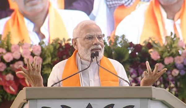 गरीबों के कल्याण के नाम पर अपना भला करते रहे हैं देश के कई परिवार: प्रधानमंत्री