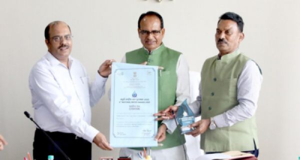 मुख्यमंत्री शिवराज सिंह चौहान ने कहा है कि देश में जल-संरक्षण और प्रबंधन में मध्यप्रदेश पहले स्थान पर
