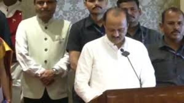महाराष्ट्र  NCP में बड़ी टूट, शिंदे सरकार में डिप्टी सीएम बने अजित पवार, छगन भुजबल भी बने मंत्री
