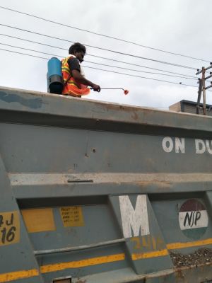 दिल्ली का कूड़ा गाजियाबाद में डालने के मामले में महापौर ने मुख्यमंत्री केजरीवाल को घेरा