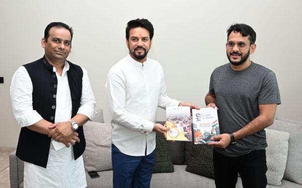 संपर्क से समर्थन अभियानः दिल्ली में खिलाड़ी-उद्यमी और डॉक्टरों से मिले अनुराग ठाकुर