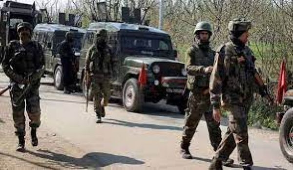 सुरक्षा बलों ने पुंछ के सिंधरा में चार विदेशी आतंकवादियों को मार गिराया