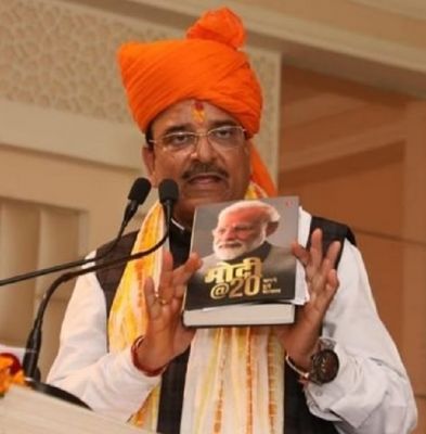 केंद्रीय रक्षा राज्यमंत्री अजय भट्ट पहुंचे देहरादून