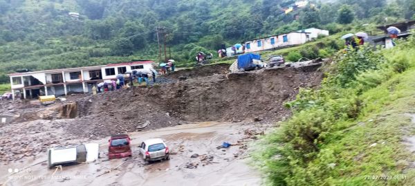 हिमाचल प्रदेश में मानसून की सामान्य से 147 फीसदी अधिक वर्षा, 5480 जगह भूस्खलन