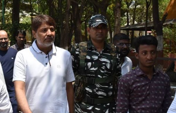 अनवर ढेबर को हाईकोर्ट से मिली अंतरिम ज़मानत