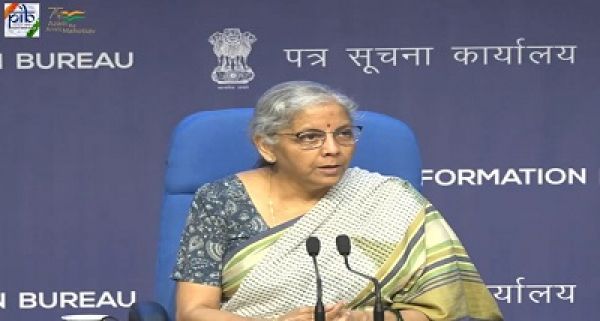 ऑनलाइन गेमिंग और कैसीनो पर एक अक्टूबर से लगाया जाएगा 28 प्रतिशत जीएसटी- वित्तमंत्री निर्मला सीतारामन