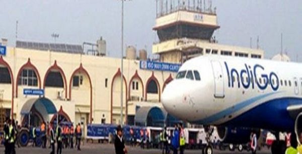 पटना से दिल्ली जा रहे इंडिगो विमान की इमरजेंसी लैंडिंग, सभी 180 यात्री सुरक्षित