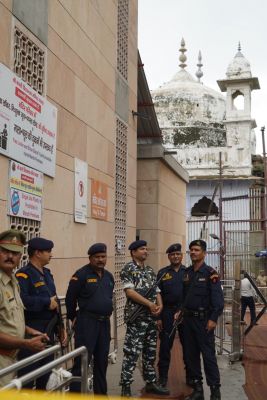 वाराणसी में ज्ञानवापी के एएसआई के सर्वे में आज मुस्लिम पक्ष भी मौजूद