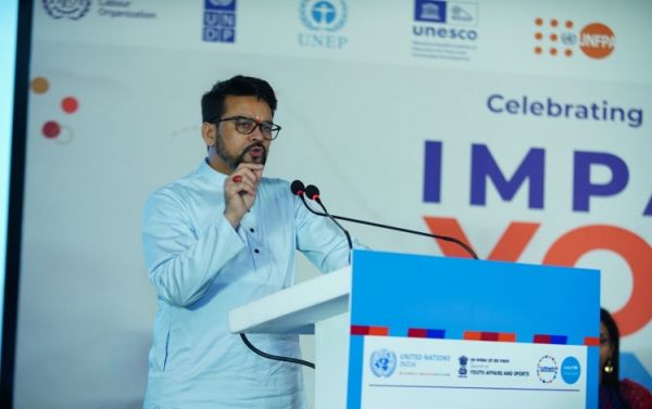 सूचना और प्रसारण मंत्री अनुराग ठाकुर ने संसद का समय बर्बाद करने और विधेयकों पर चर्चा से बचने के लिए कांग्रेस की आलोचना की है