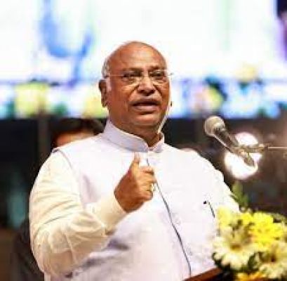 विफल है केंद्र सरकार की 'उड़ान योजना' : खड़गे