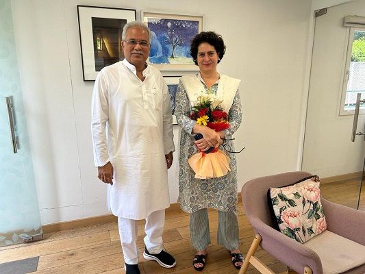  सीएम बघेल ने प्रियंका गांधी से दिल्ली में की भेंट