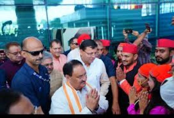 भाजपा अध्यक्ष नड्डा उत्तराखंड पहुंचे , हरिद्वार में आयोजित कार्यक्रमों में लेंगे हिस्सा