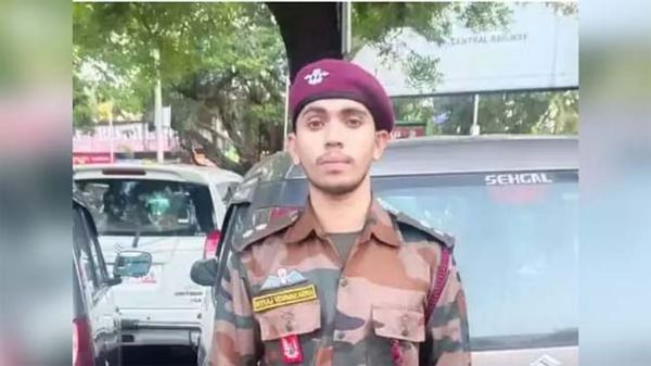 पुणे में नकली आर्मी ऑफिसर गिरफ्तार, 15 अगस्त को लाल किले में भी हुआ था दाखिल