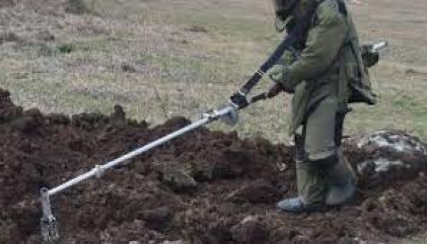  बारामूला जिले के पट्टन के हंजिवेरा इलाके में  सुरक्षाबलों ने एक आईईडी बरामद 