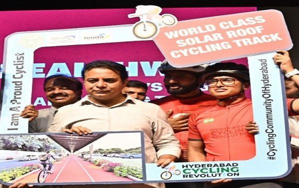देश का पहला सोलर रूफ साइकिलिंग ट्रैक का उद्घाटन हैदराबाद में हुआ