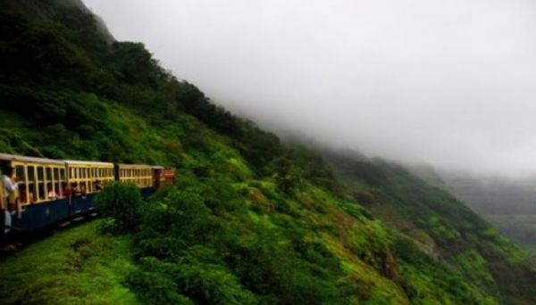 रेलवे 16 नवंबर को दिल्ली से पूर्वोत्तर राज्यों के लिए रवाना करेगा विशेष पर्यटक ट्रेन