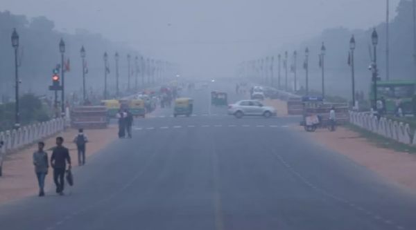 दिल्ली-एनसीआर में सुबह 'हवा' रही ठीक, दोपहर बाद फिर घुल सकता है 'जहर'