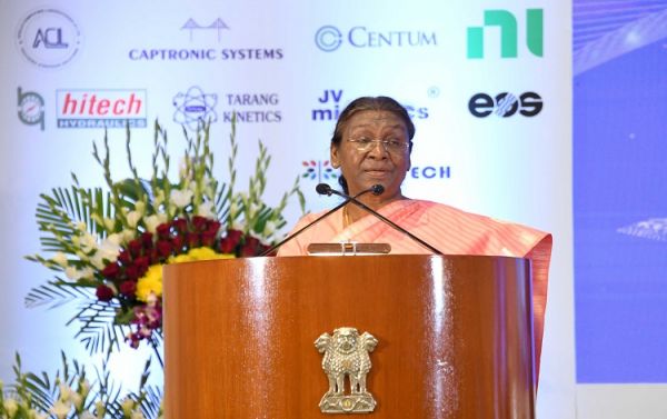 राष्&zwj;ट्रपति द्रौपदी मुर्मु ने कहा कि गगनयान और आदित्&zwj;य एल-1 मिशन से अंतरिक्ष क्षेत्र में भारत का महत्व बढ़ा है