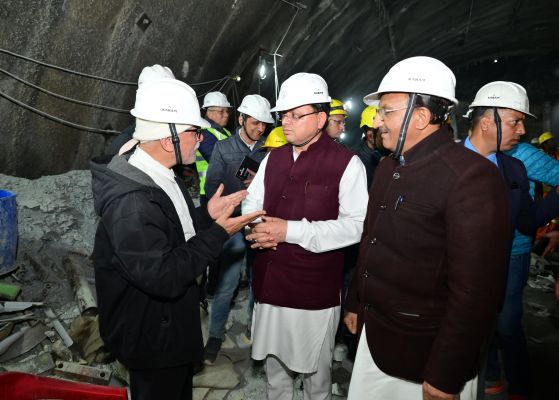 (राउंडअप) सिलक्यारा निर्माणाधीन सुरंग हादसा : टलन में रेस्क्यू ऑपरेशन लगातार जारी