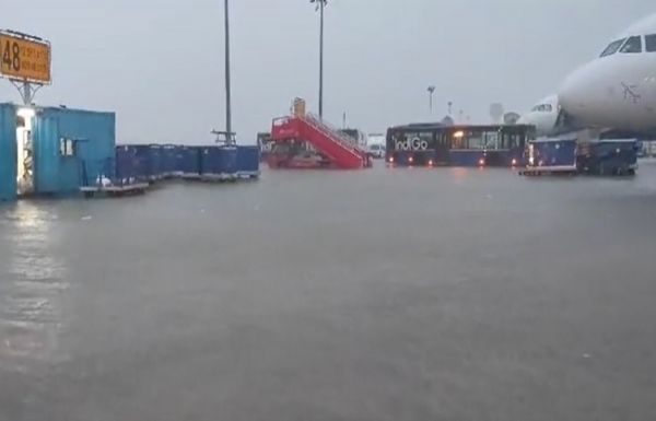 (अपडेट) चेन्नई एयरपोर्ट से कल सुबह 9 बजे तक सभी ऑपरेशन रद्द