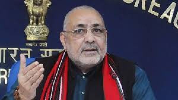 देश का समग्र विकास कर भारत को विकसित बनाने के लिए तत्पर है मोदी सरकार : गिरिराज सिंह