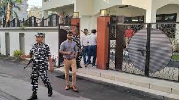  छत्तीसगढ़ के कई शहरों में अनाज कारोबारियों के ठिकानों पर आयकर के छापे