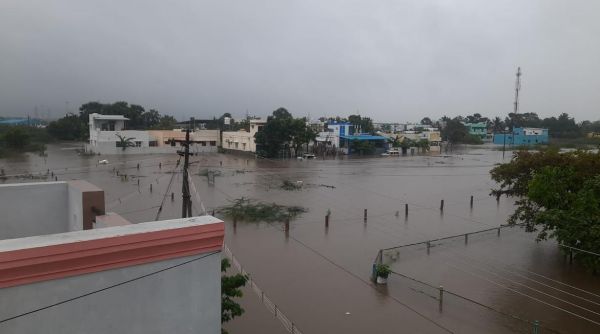 तमिलनाडु के चार जिलों में भारी बारिश से बाढ़ जैसे हालात, आज यहां के सभी शिक्षण संस्थानों में सरकारी अवकाश घोषित