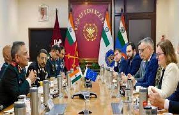 यूरोपीय संघ के प्रतिनिधिमंडल ने रक्षा सचिव और सीडीएस से की मुलाक़ात