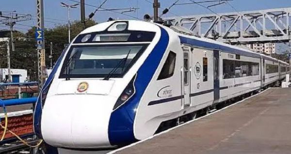 ख़ुशख़बरी-आगामी 30 दिसंबर से कठुआ और उधमपुर में रुकेगी वंदेभारत ट्रेन, डॉ जितेंद्र सिंह ने दी जानकारी