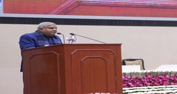 उपराष्&zwj;ट्रपति जगदीप धनखड आज गुजरात विश्वविद्यालय के 72वें दीक्षांत समारोह में शामिल होंगे