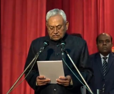 नीतीश कुमार ने 9वीं बार ली बिहार के मुख्यमंत्री पद की शपथ