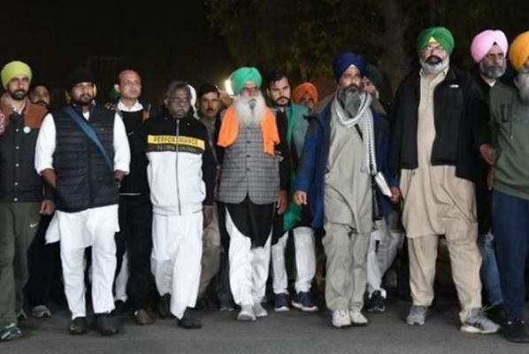 केंद्र से वार्ता विफल, शंभू, खनौरी, डबवाली बार्डर पर हजारों किसान दिल्ली कूच को तैयार