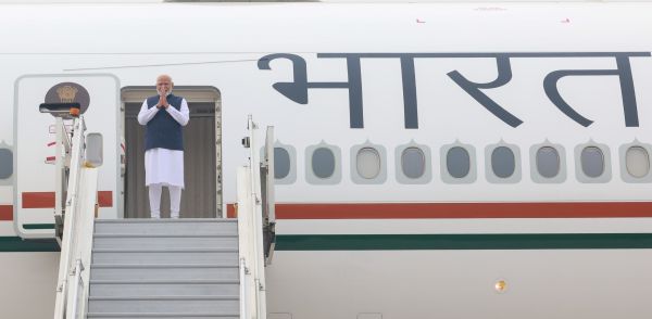 प्रधानमंत्री मोदी संयुक्त अरब अमीरात और कतर की यात्रा के लिए रवाना