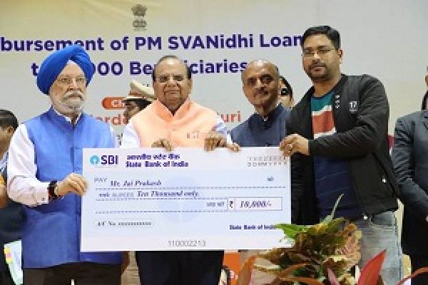 प्रधानमंत्री स्वनिधि योजना ने रेहड़ी-पटरी वालों की गरिमा बहाल की : आवास मंत्री