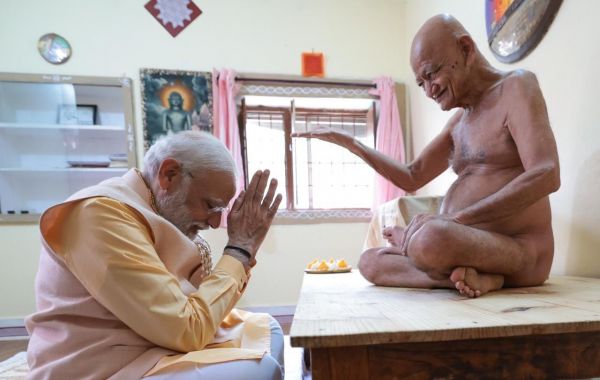 प्रधानमंत्री ने जैन संत आचार्य विद्यासागर महाराज के ब्रह्मलीन होने पर गहरा दुख व्यक्त किया