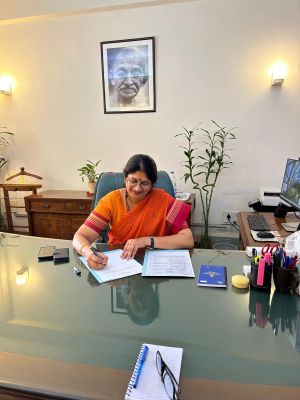 शेफाली बी. शरण ने पीआईबी के प्रधान महानिदेशक का पदभार संभाला
