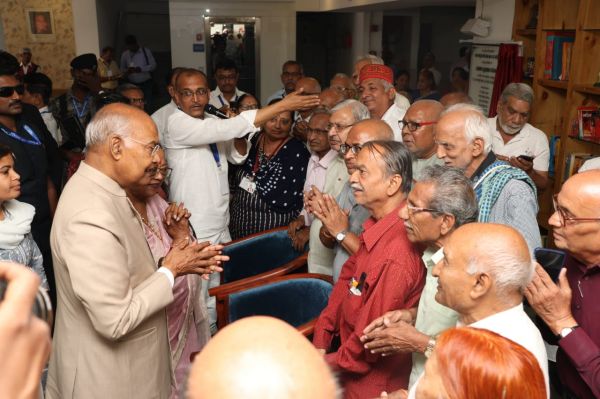 धीरे-धीरे खत्म हो रही संयुक्त परिवार की परंपरा पर मंथन करने की जरूरत : रामनाथ कोविन्द