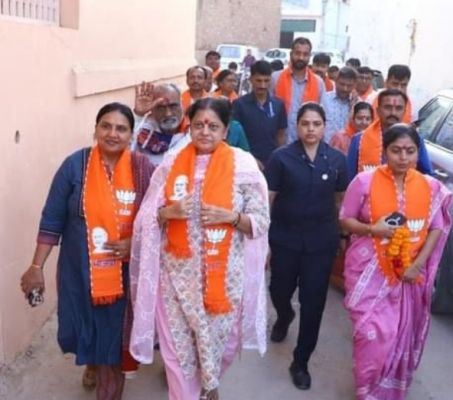 गांधीनगर लोक सभा सीट पर अमित शाह की पत्नी ने संभाली चुनाव प्रचार की कमान