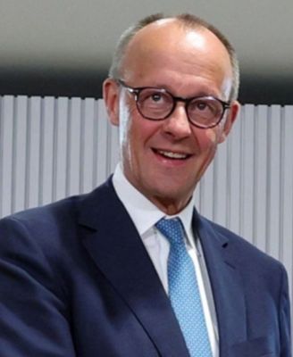 भारत के दो दिवसीय दौरे पर अहमदाबाद पहुंचे जर्मनी के चांसलर, प्रधानमंत्री मोदी से करेंगे मुलाकात